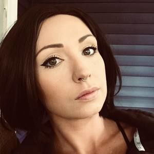 Meet your Posher, Bobbi